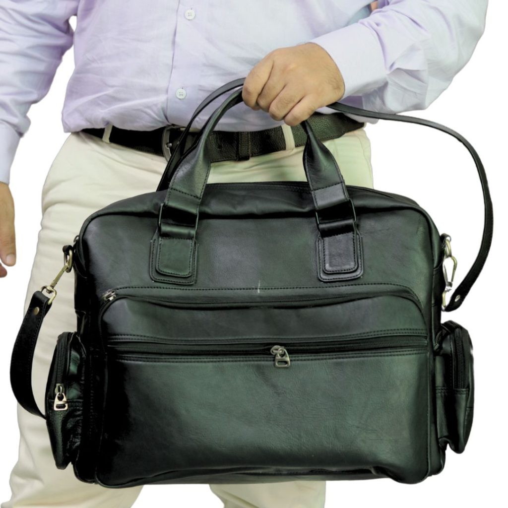 Pilot Business Travel Bag in Jet Black Cow Leather Mender